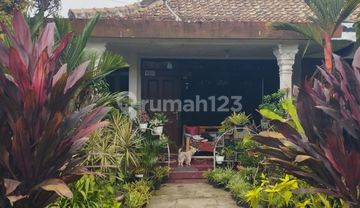 Dijual Rumah Halaman Luas Lokasi Strategis Di Batu Jajar