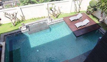 RUMAH SEMI VILLA MEWAH TUKAD BARITO DENPASAR SELATAN BALI