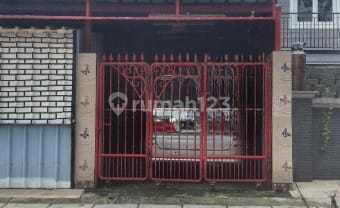 DISEWAKAN RUMAH PUSAT JAKARTA