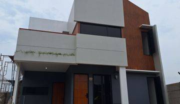 Rumah 2 Lantai Furnished Dekat Tol Pamulang 