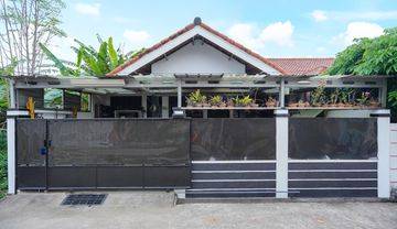 Rumah Strategis Dekat Pusat Belanja di Griya Indah Lestari Harga All In Kpr