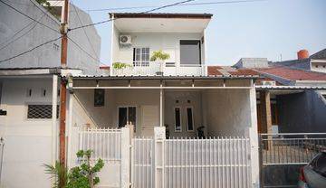 Rumah di Bukit Cimanggu City Dekat Gerbang Tol Sentul Harga Nego J13139