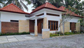 RUMAH MEWAH DI BOROBUDUR MAGELANG DIJUAL MURAH