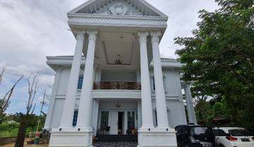 Dijual Rumah Bulatan Mewah 2lt Dengan Tanah Yang Sangat Luas Lokasi Dekat Bandara Sultan Syarif Kasim Pekanbaru