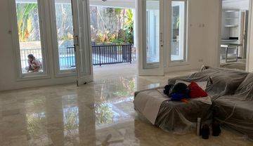  For Rent Rumah Dalam Town House Lokasi Dekat Sekolah Perancis