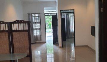 RUMAH 2 LANTAI SEMI FURNISH di BATUNUNGGAL BANDUNG