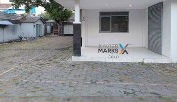 Disewakan ruang usaha dekat Manahan Solo