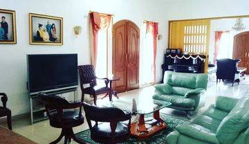 Rumah Mewah Terawat Nyaman Dan Asri di Dago Posisi Hook