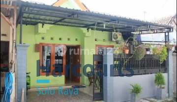 Rumah habis renovasi siap huni di cluster dekat Gentan