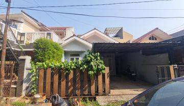 Rumah Hanya 10 Menit Ke Living World Alam Sutera Harga Nego J15438