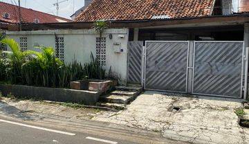 Dijual Rumah [hitung tanah] di kebayoran Baru, jaksel