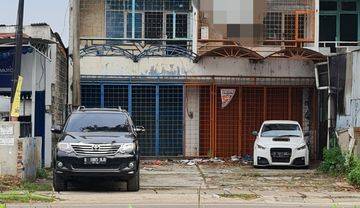 di Jln KH hayim asari / Cipondoh Ruko