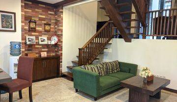 For Rent Rumah Cantik Dan Asri di Dago Pakar
