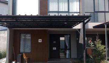 Rumah Baru 2 Lantai Fully Furnished Di Tengah Kota Bandung