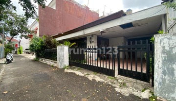 Best Price Tebet, Lt 179 M2, Rumah Hitung Tanah