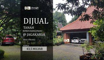 Dijual Tanah 1900 M2, Bonus Rumah Mewah Nuansa Villa Sangat Asri Dengan Taman Dan Halaman Luas, Shm, Jagakarsa Jakarta Selatan
