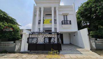 Rumah Luxury Classic Indent Private Pool Komplek Besar Jagakarsa
