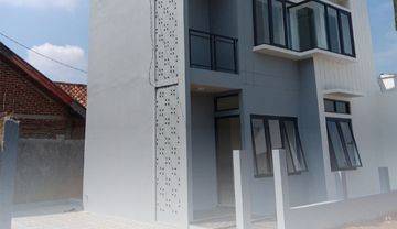 Cluster islami pertama di Ujungberung kota Bandung, rumah 2 lantai dengan harga 1 lantai