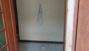 Rumah di Daan mogot Jakarta 6x15 2 Lantai