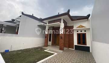 Jual Rumah Megah Klasik Dengan Bata Ekspos Di Prambanan Murah Siap Kpr