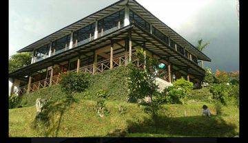 Villa Cantik Kawasan Taman Safari Cisarua Bogor Lokasi Strategis