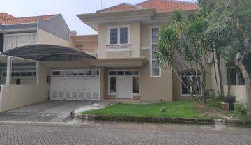 Rumah citraland luas 300m2 dekat gwalk siap huni 