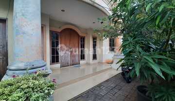 Rumah 2.5 Lantai Bagus SHM di Sunter Agung, Jakarta Utara