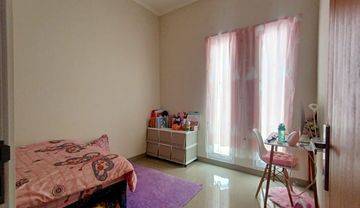 Rumah Minimalis 2 Lantai Taman Kopo Katapang Semi Furnished