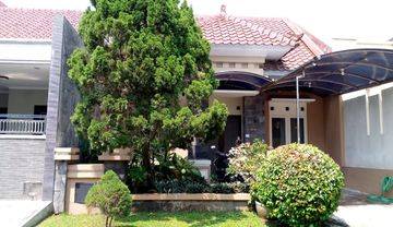 Rumah Gunung Anyar Disewakan Murah Ric.a189
