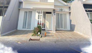 Rumah Baru di Sambiroto raya SHM hadapa Timur bisa dibuat kost