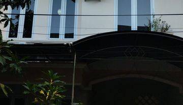 Rumah Cantik Siap Huni 2lt Dekat Berbek di Rewwin Waru Sidoarjo