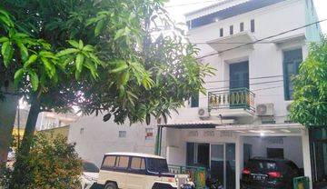 Rumah Violet Garden Bintara 