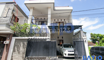 Rumah Desain Modern 2 Lantai Dekat Pelabuhan Sanur Bisa Kredit