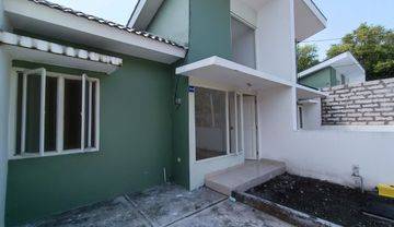 Disewakan! Rumah di Green Mansion Banjar Kemuning, Sedati Murah