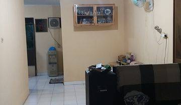 Rumah bebas banjir di Taman Cibodas Tangerang