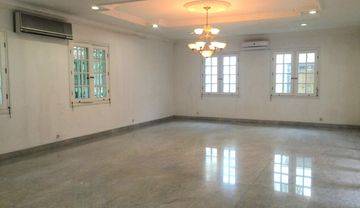 RUMAH MEWAH MENTENG PINGGIR JALAN BESAR, EX KANTOR EMBASSY