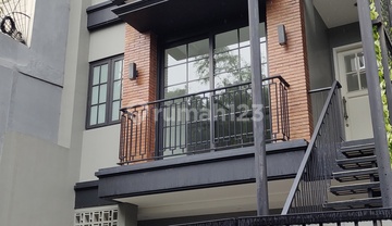 Rumah 3 Lantai SHM di Cilandak Dekat Citos & MRT