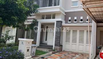 Disewakan Rumah Lokasi Pusat Gading Serpong 