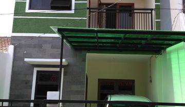 Disewakan Rumah 2 Lantai di Cluster Kuricang