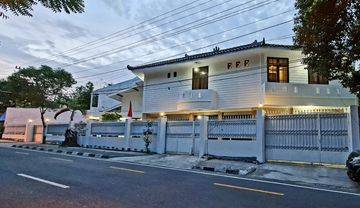 Rumah 2 Lantai Baru Semi Furnished SHM di Warungboto, Yogyakarta