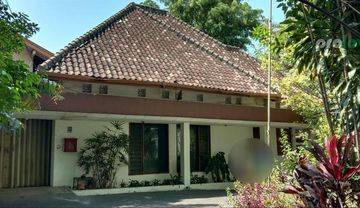 Rumah Cantik Klasik Lokasi Main Road Trunojoyo Kota Bandung