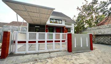  Rumah Murah Modern Dekat Kantor Kelurahan Bangunjiwo