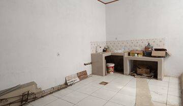 Dijual Rumah di Jend Sudirman bandung ( dalam gang )