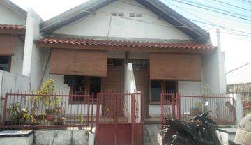 Rumah Strategis Dekat Pintu Tol di Semarang Barat, Semarang