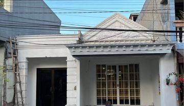 rumah Surabaya dijual murah di jetis Wonokromo dekat Royal plaza dan RSAL 