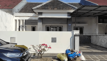 Rumah 2 Lantai Bagus Semi Furnished SHM di Perumahan Puri Indah Sidoarjo, Sidoarjo