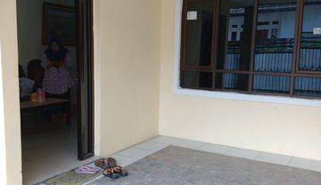 Rumah santai aman dan nyaman bersih rapih