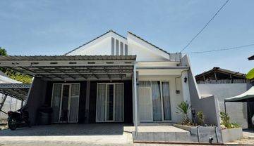 Rumah desain minimalis modern area sambiroto semarang 