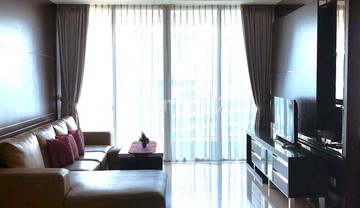 Apartment Kemang Village 2 BR Cosmopolitan Tower
