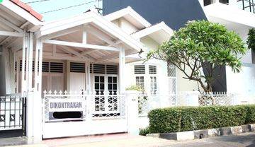Rumah 1Lantai Siap Huni Dalam Komplek Lebak Bulus Jakarta Selatan